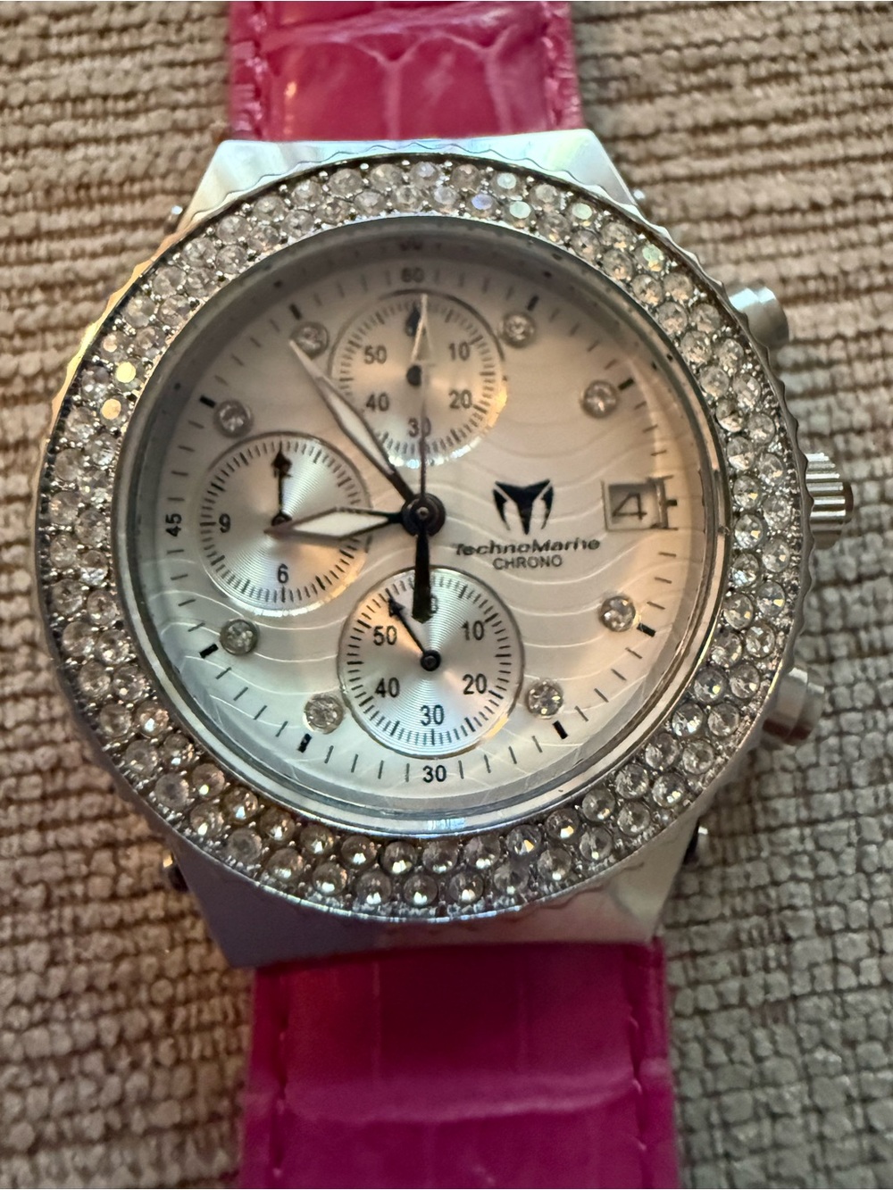 Chronograph watch with Pink Croc-Embossed Leather Strap and Crystal Bezel